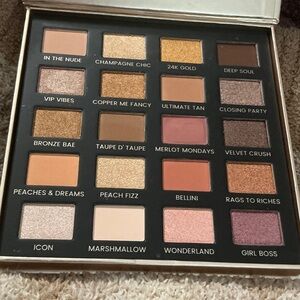 ICONIC London Day to Slay Eyeshadow Palette with Gold, Rose and Peach Tones.